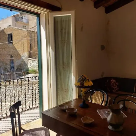 Sicilitudine Antica Dimora Tatil Evi *